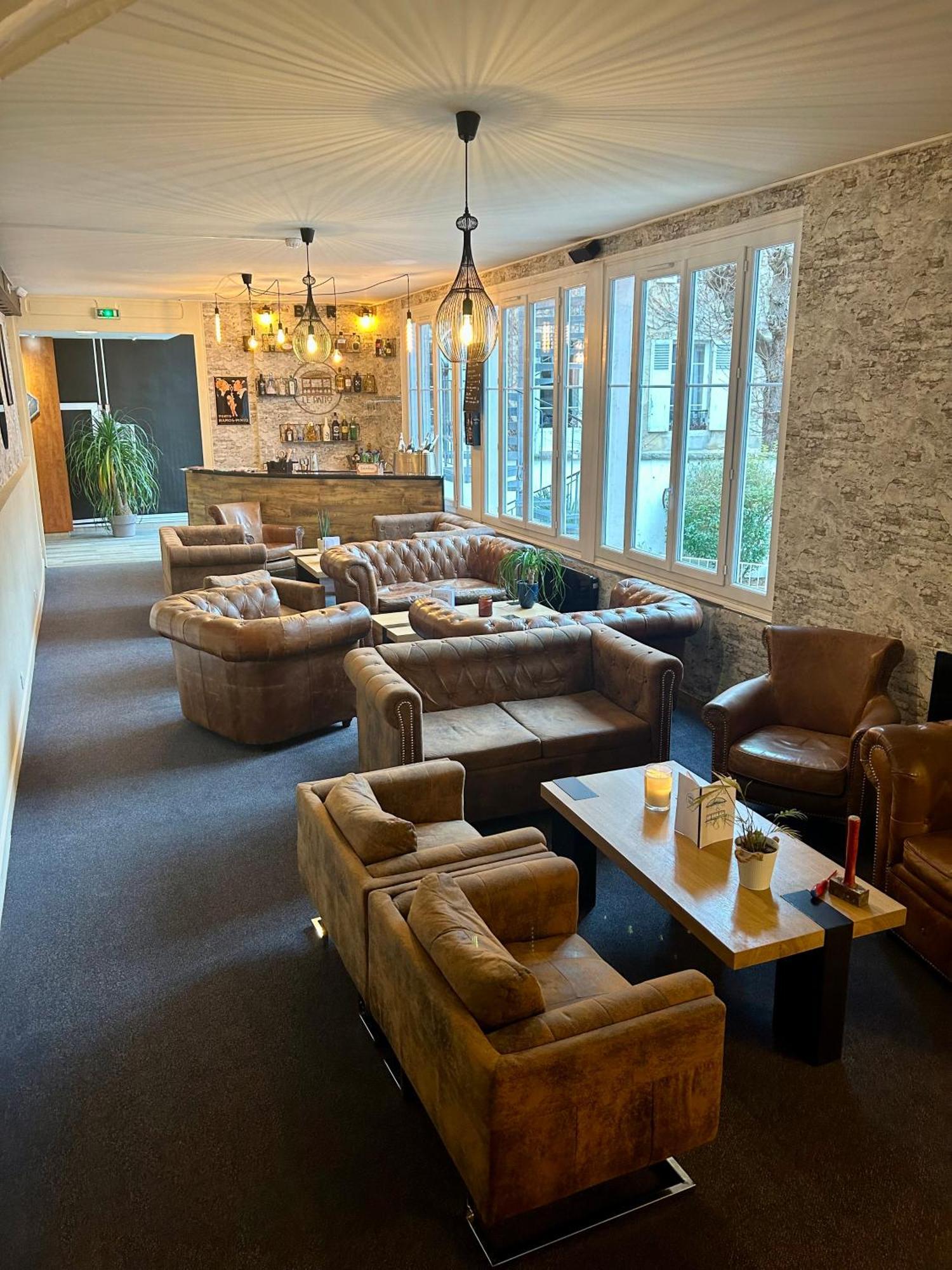 Hotel & Restaurant Le Patio فيشي المظهر الخارجي الصورة